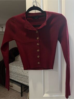 Ribbed Button-Front Crop Top - Burgundy